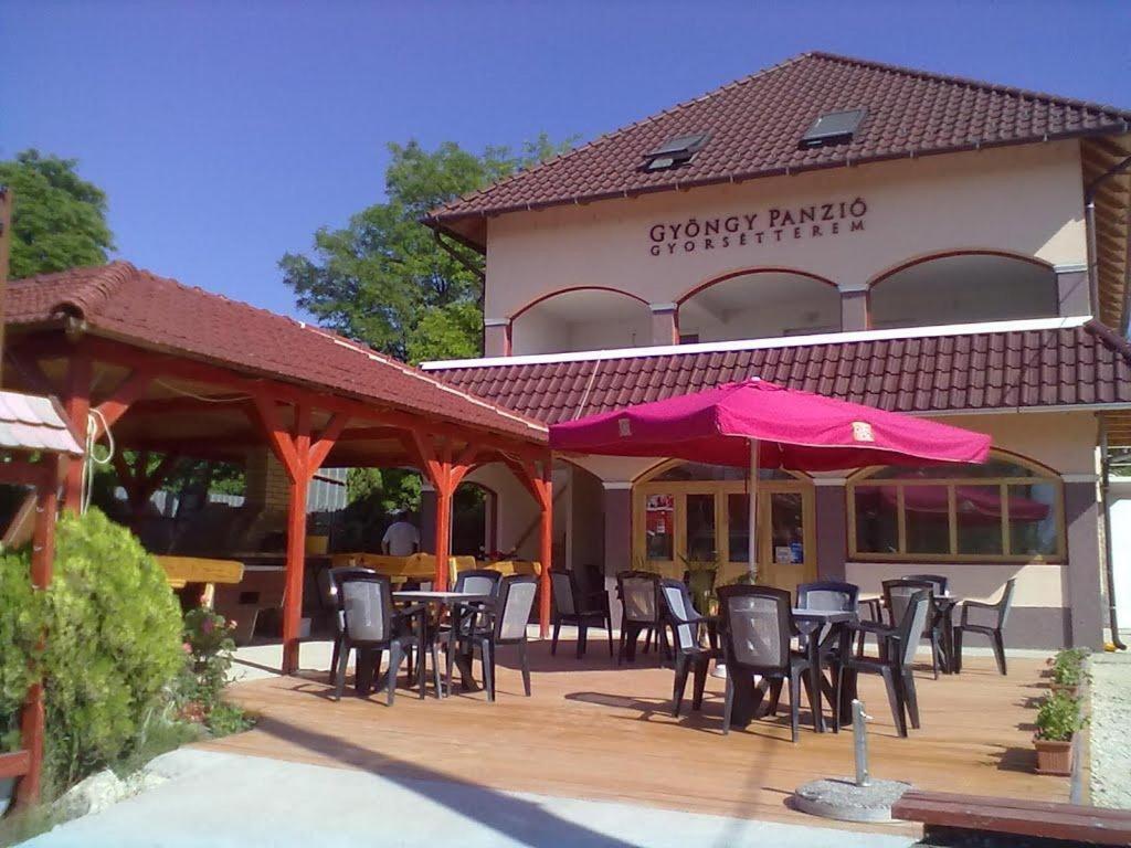 Gyöngy Panzió Velence Exterior foto